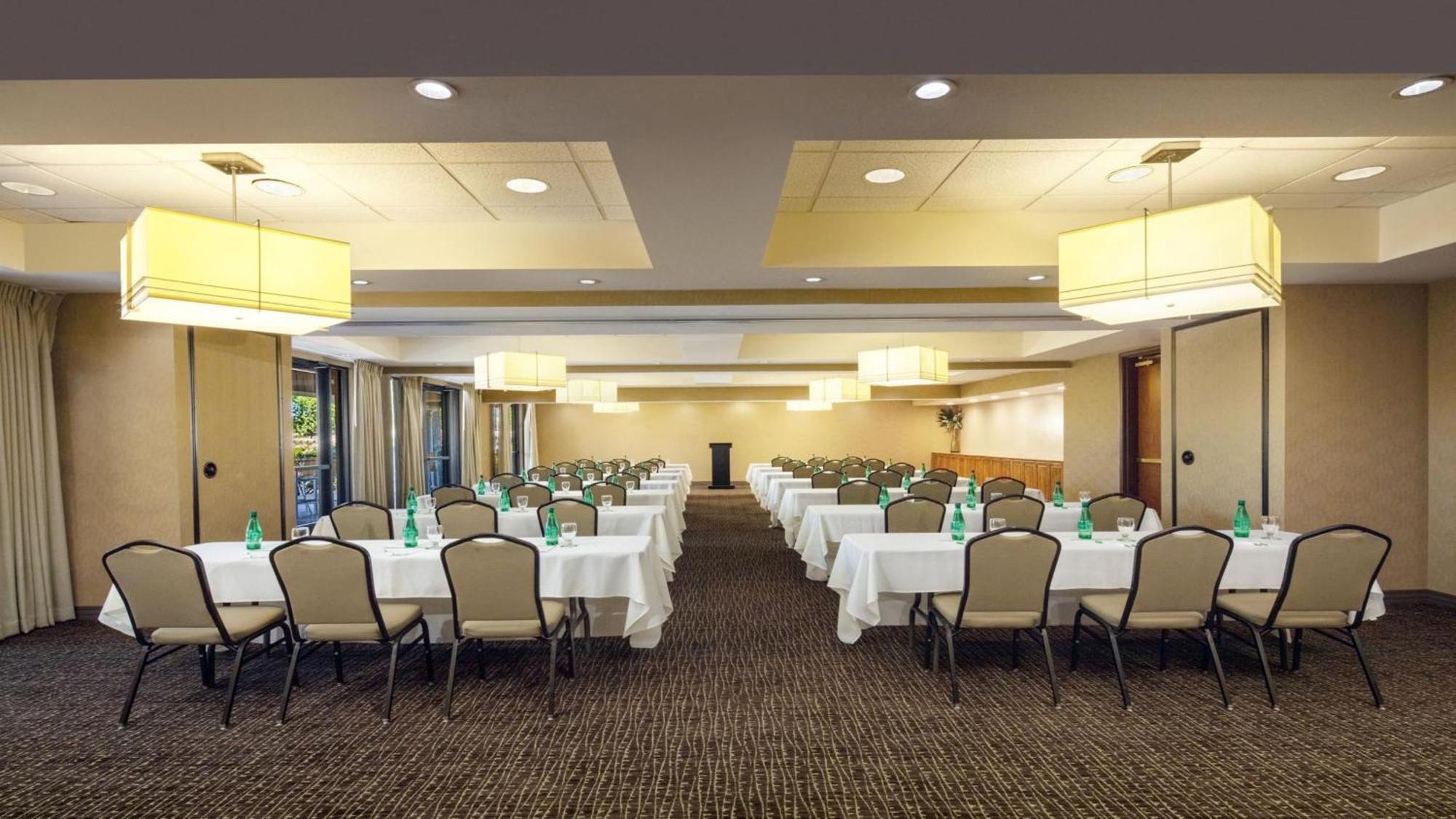 Holiday Inn Phoenix/Chandler By Ihg Esterno foto